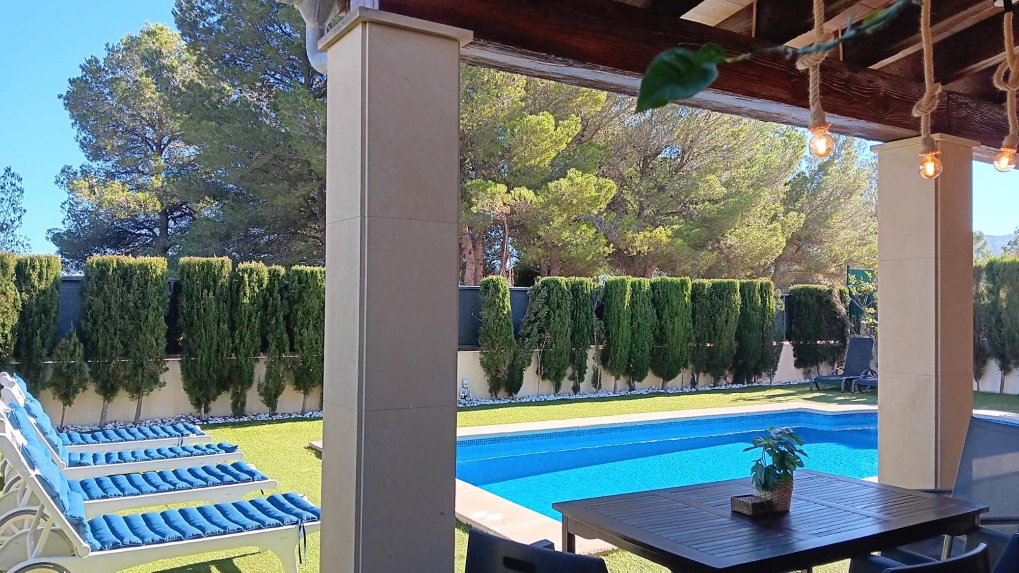 Villa Puerto Adriano Эль-Торо Экстерьер фото