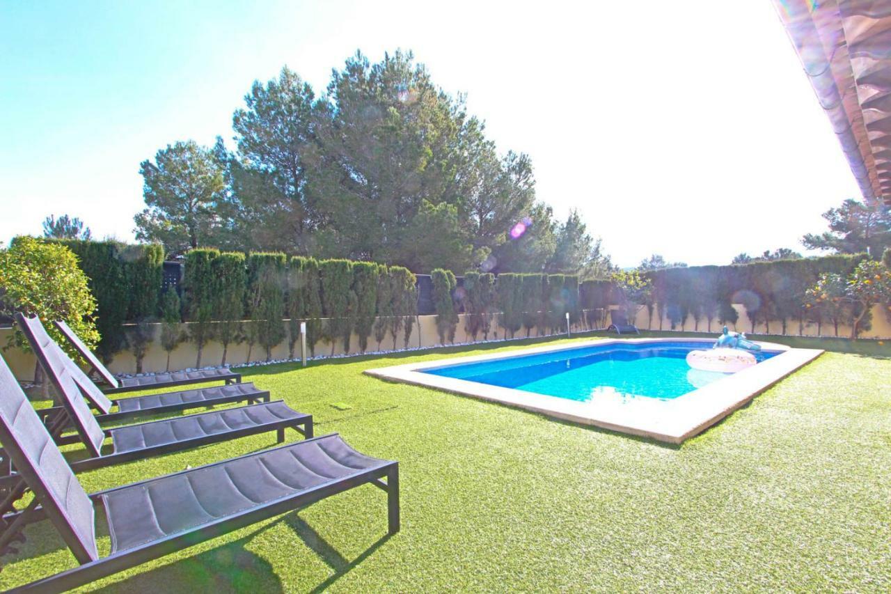Villa Puerto Adriano Эль-Торо Экстерьер фото